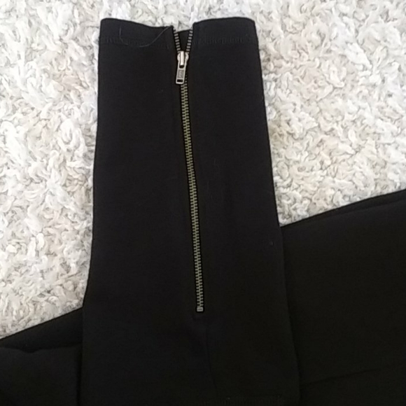 Cabi Leggings. - Picture 4 of 8